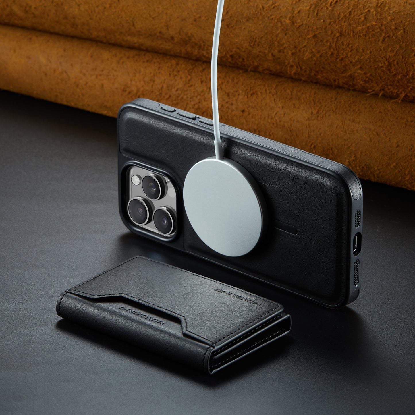 Card-inserting Wireless Leather-filled Mobile Phone Protective Cover